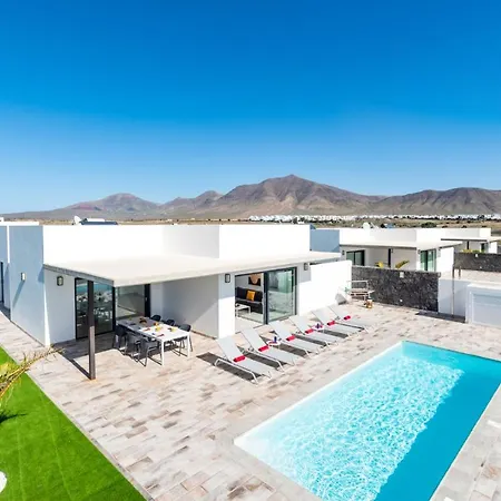 Villa Mifaya By *